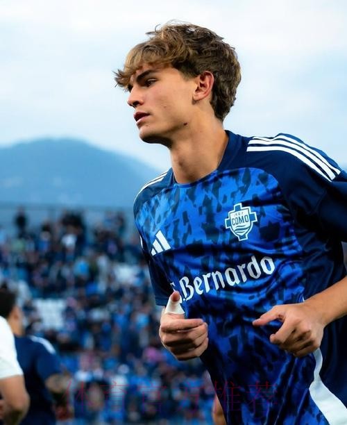 罗马诺:皇马正敲定马林回购条款 球员将远赴意甲